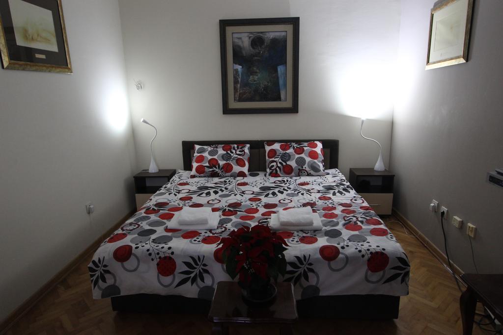Art Guesthouse Котор Екстер'єр фото